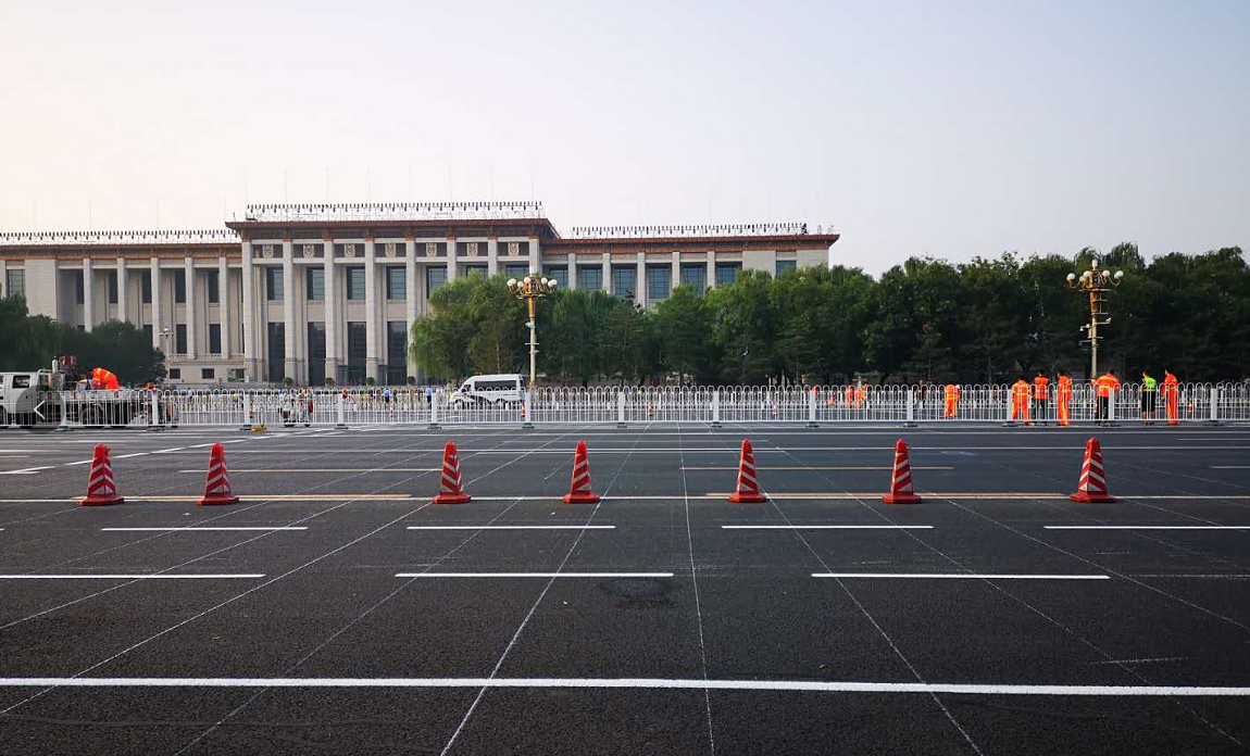 天安門南口閱兵訓練基地和天安門地區劃線項目